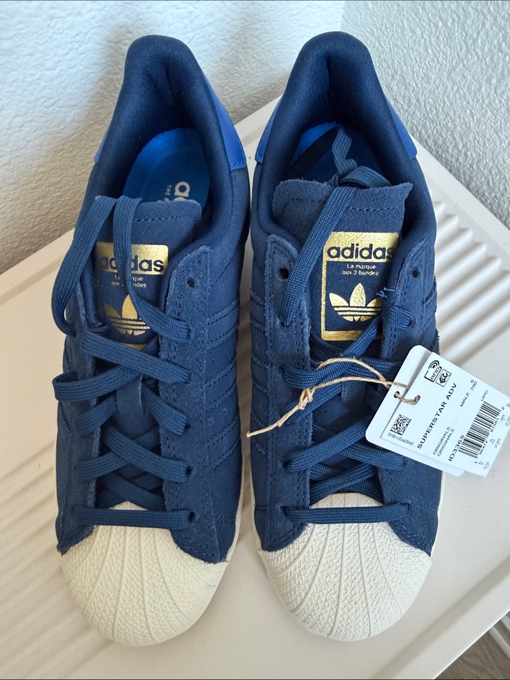 NWT Adidas Stan Smiths Dark Blue Suede Athletic Shoes.
